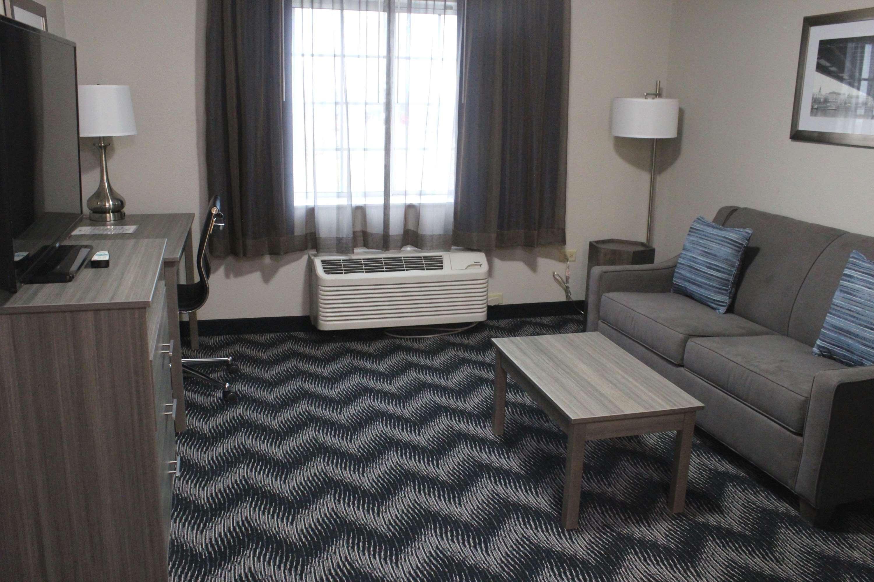Best Western Salinas Valley Inn & Suites Экстерьер фото