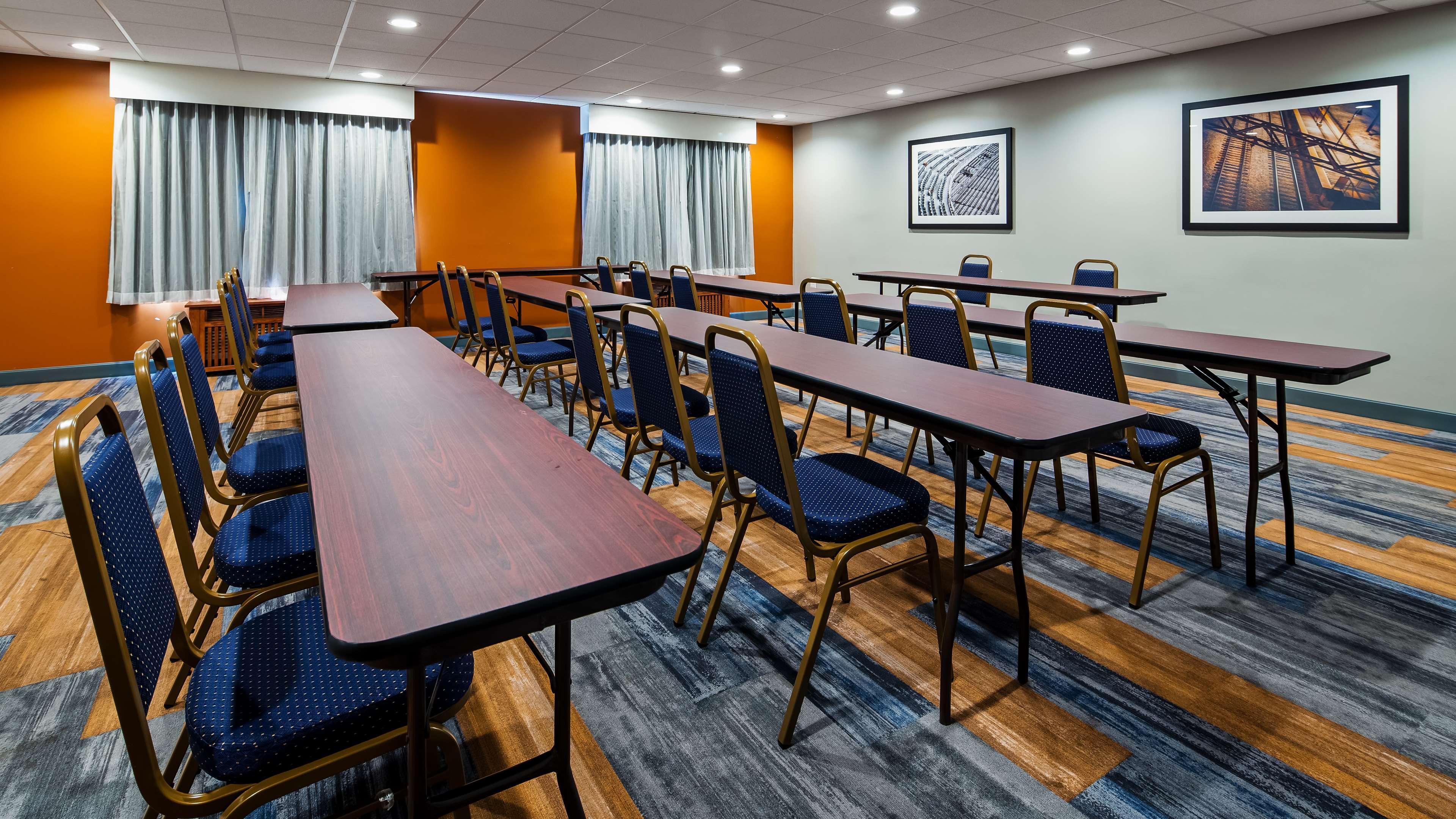 Best Western Salinas Valley Inn & Suites Экстерьер фото
